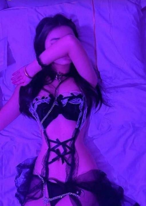 三亚05姐妹初次下海