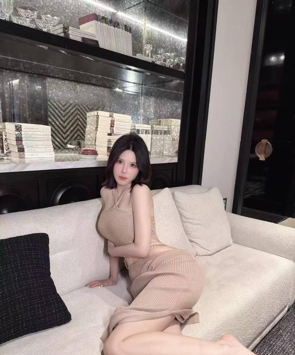 颜射长腿SM漫漫