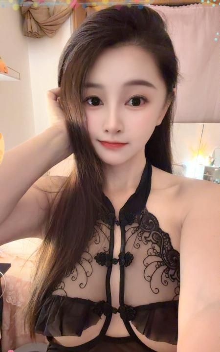 爱运动身材好甜儿老师