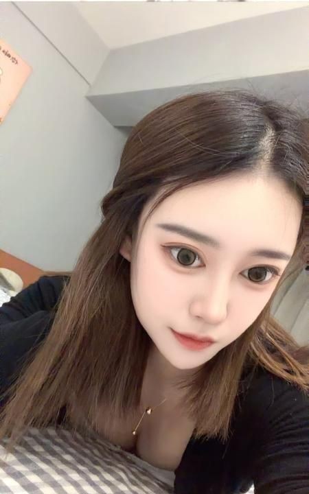 后入欲女蜜桃臀