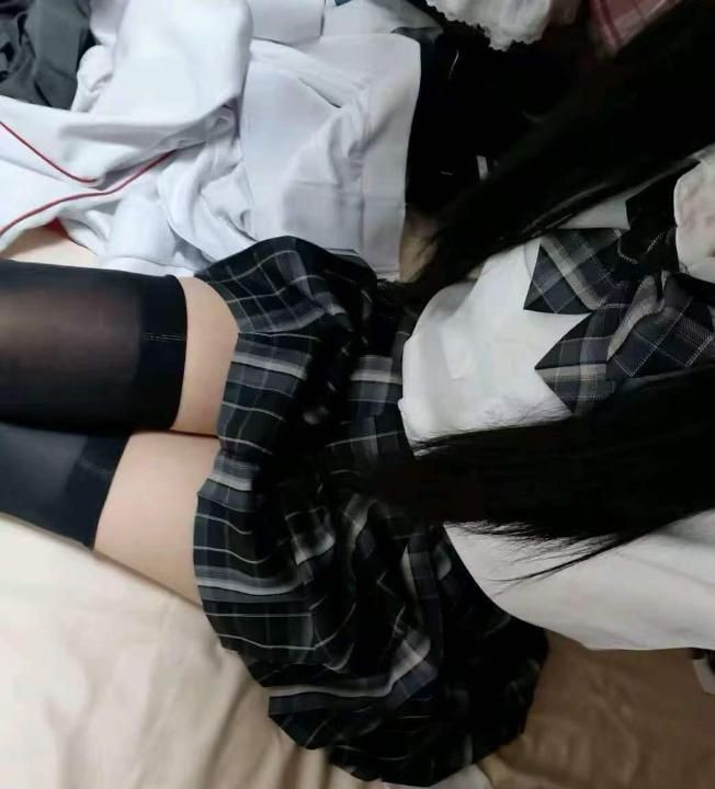 江岸JK小妹零零后