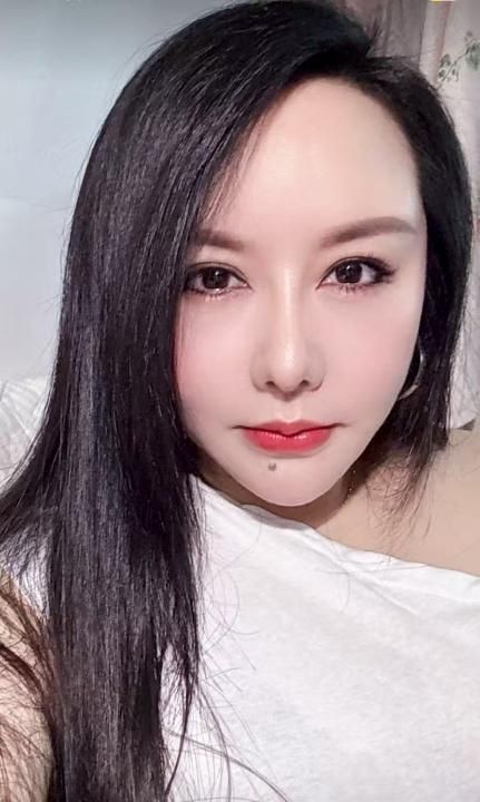 韵味大屁股少妇
