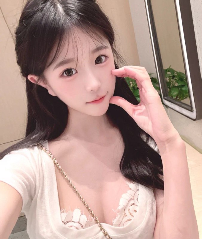 美女