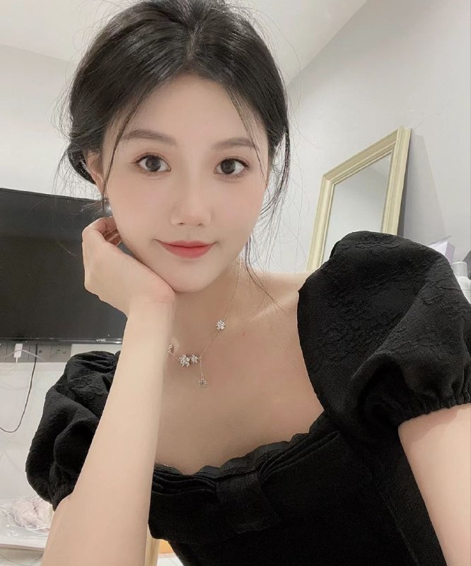 美女