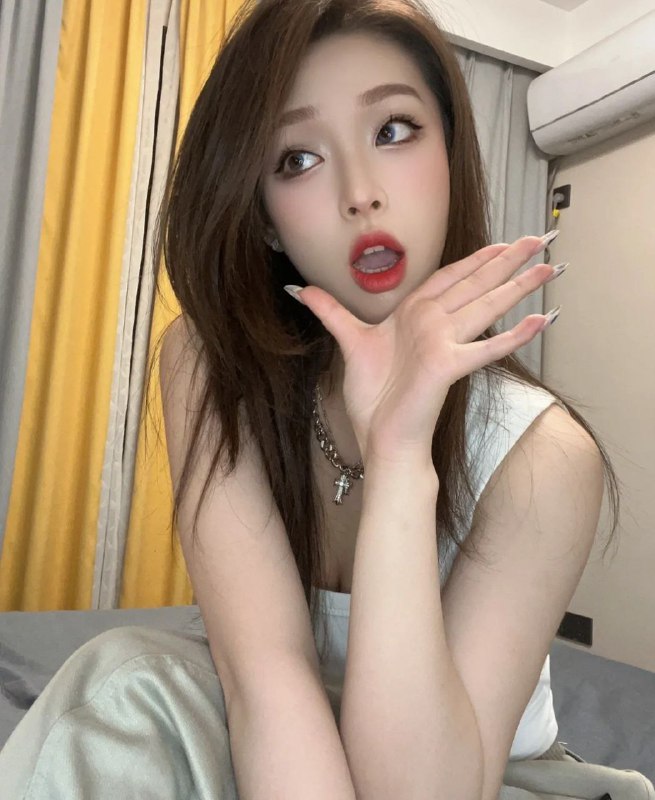 美女